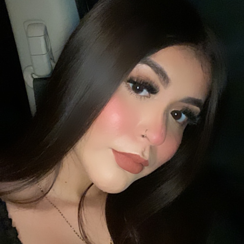 Meet your Posher, Lesli